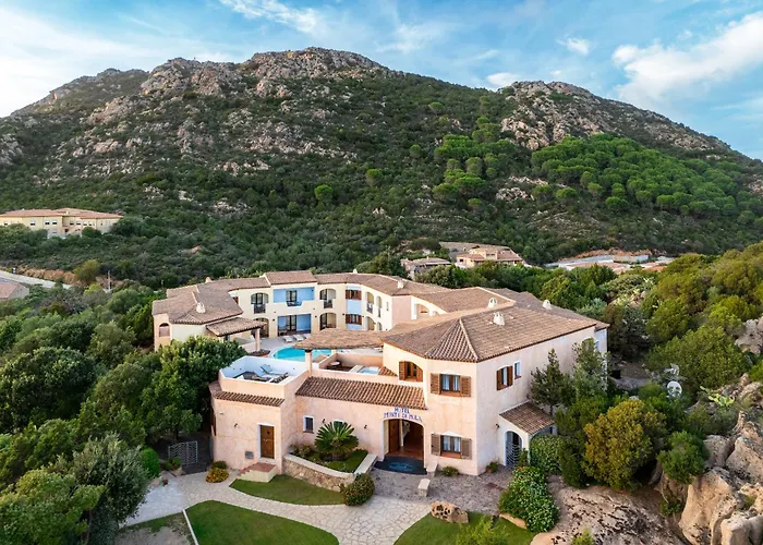 Monti Di MolaAlbergo